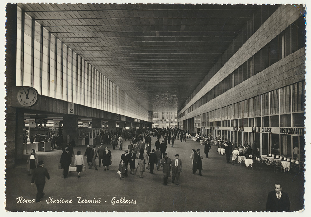 Stazione Termini, Anna Maria D'Ancona. 1955